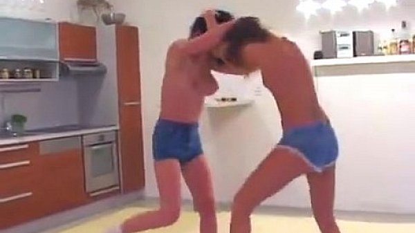 Nonton Catfight Beautiful Girls thumbnail