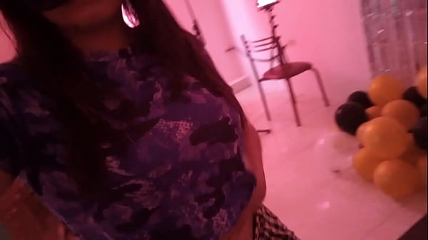 Nonton Sluts Step Sisters Meet At Birthday Party To Celebrate In A Sexy Way thumbnail