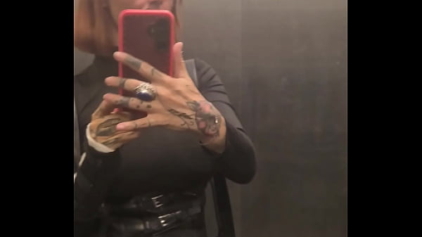 Les Show Sont Ouvert Mes Amours &agrave; Vos Claviers ! H&acirc;te De Vous Retrouver thumbnail