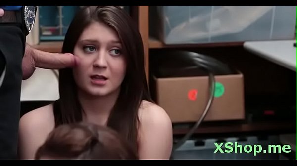 Charming Rylee Renee enjoys an extreme action
