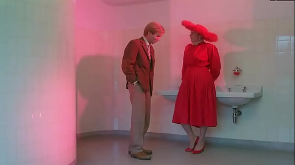 Nonton Guusje Van Tilborgh Nude In A Zed And Two Noughts thumbnail