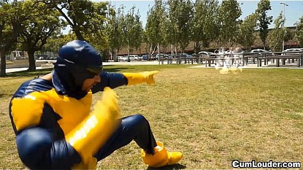 Nonton Latina Sasha Jones Riding In A Cyclops Xxx Parody thumbnail