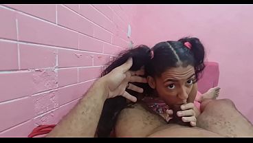 Sexo oral com a enteada gulosa