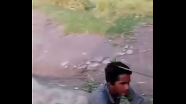 Indiano Comendo Tua M&atilde;e thumbnail