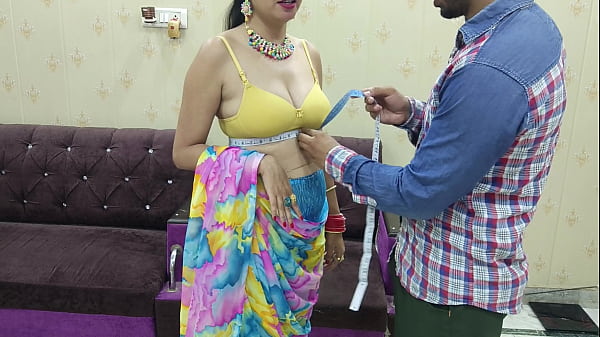 Nonton Hottest Indian Beautiful Girl Hardcore Sex With Tailor. thumbnail