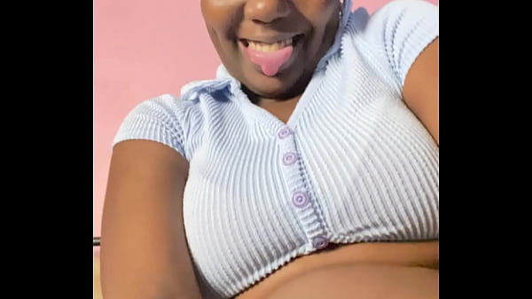 watch me queef making my creamy pretty pussy fart