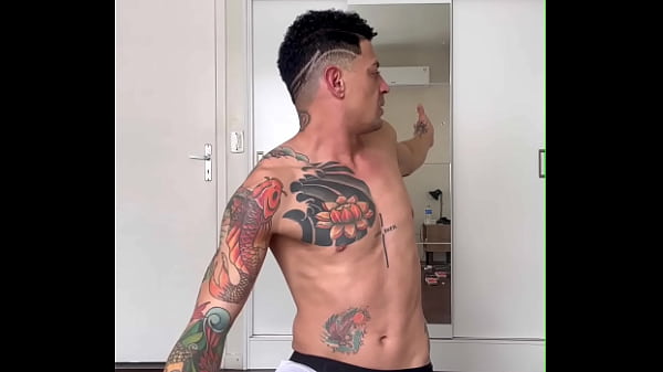 Treino Gostoso Fiquei Todo Suado E Gozado. thumbnail