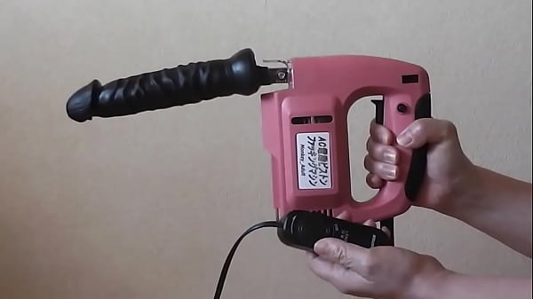 Nonton Sex Toy 'jigsaw Dildo' thumbnail