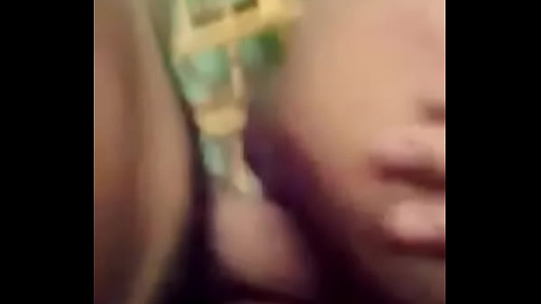 Pira&ntilde;a me da duro de a pelo 