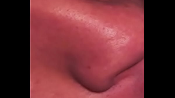 Estudiantes De Medicina Follan A Escondidas thumbnail