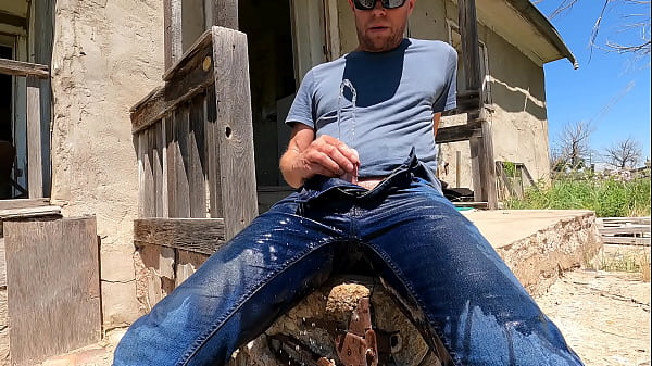 Wetting In A Ghost Town thumbnail