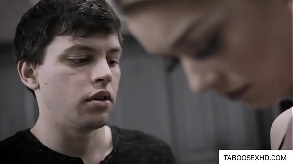 Nonton Sexy Skinny Russian Blowjob thumbnail