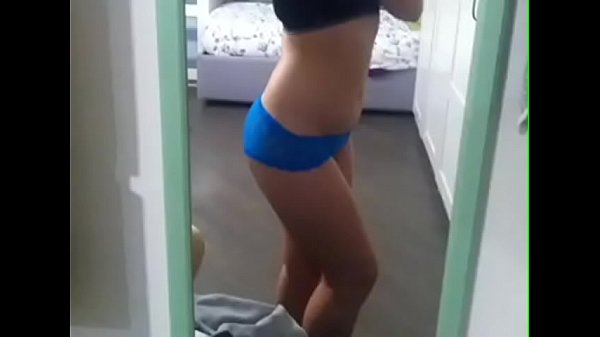 Nonton Young Blonde Teen With Amazing Body Bates With Her Deo Spray thumbnail