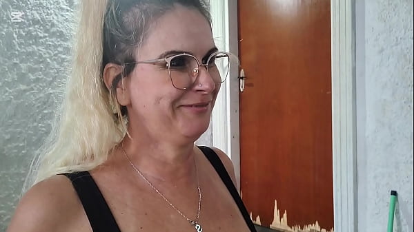 Vov&ocirc; Do Garoto Virgem, Pregou A Piroca Na Tiffany Montavani Encima Do Carro Pois A Tarada N&atilde;o Tinha Dinheiro Para Pagar O Velhinho E Foi No Xerecard, Buceta Pix thumbnail