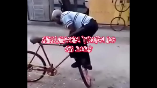 Velho Broxa Gosta De Fuder Latina Brasileira thumbnail