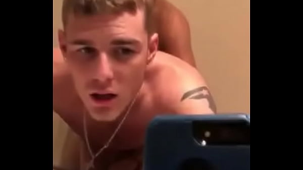 Negão fode Branquinho COM VONTADE