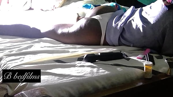 Nonton Night Cums Quickie With The House Maid thumbnail