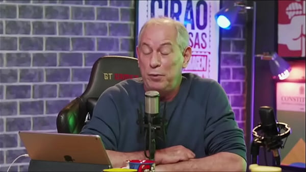 Urs&atilde_o cearense arrega&ccedil_a o juiz sulista sem d&oacute_