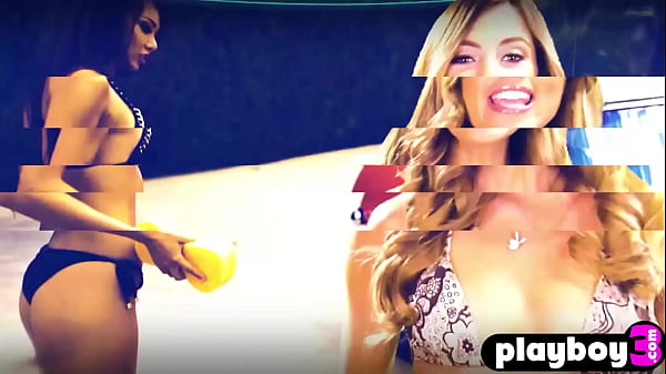 Nonton Sexy Babes Washed Old But Super Car In Hot Lingerie thumbnail