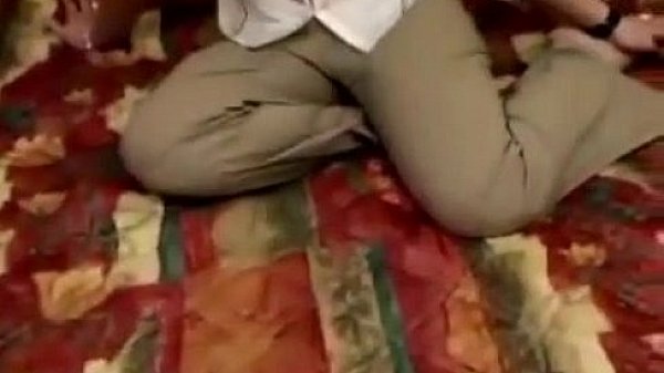 Nonton He Films Her Stripping And Sucking His Cock thumbnail