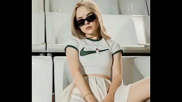 Nonton Rubia Excitada thumbnail