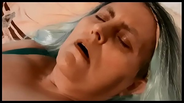 Hotwife Mona Bang Do It Herself thumbnail