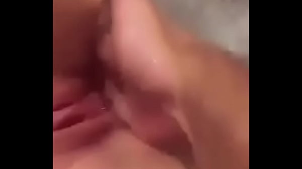 CCEBB09D-69F9-4EA6-82A9-43EB7A3F9AF4.MOV 