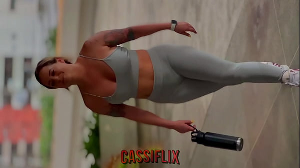 Olha Como Ele Brinca Meu Cu Colocando Plug Bem Devagar No Meu Cu E Pede Para Eu Sentar No Seu Pauz&atilde;o Grosso E Bem Duro - Completo N0 Cassiflix thumbnail