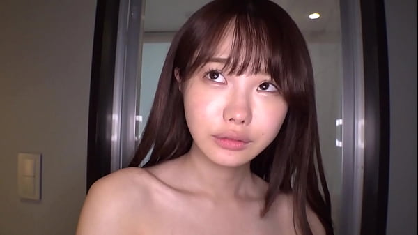 ビックンビックン敏感スレンダーbodyがうねる！奥突き激ピスfuck！！生で感じる他人棒に壮絶エクスタシ―！彼氏の目の前で中出しざんまい！第二部 thumbnail