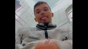 Solo no banheiro