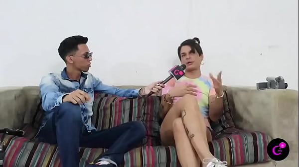 Nonton El Hermano Se Empezo Atacar Con El, Al Momento De Empezar Su Transformaci&oacute;n Y Verle El Pelo Largo thumbnail