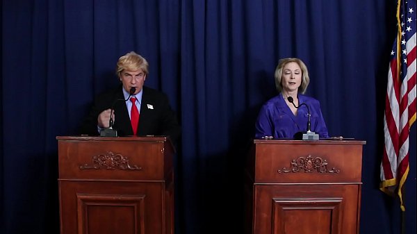 Nonton Donald Trump And Hillary Clinton Duke It Out thumbnail