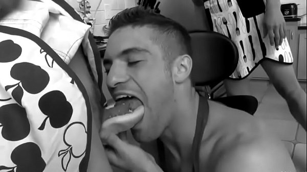 Cum In Hot Dog thumbnail