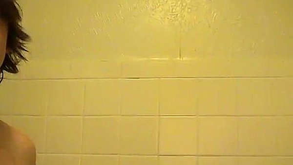 Nude Men Trace Is A Messy Boy, He Can't Even Shower Without Bringing thumbnail