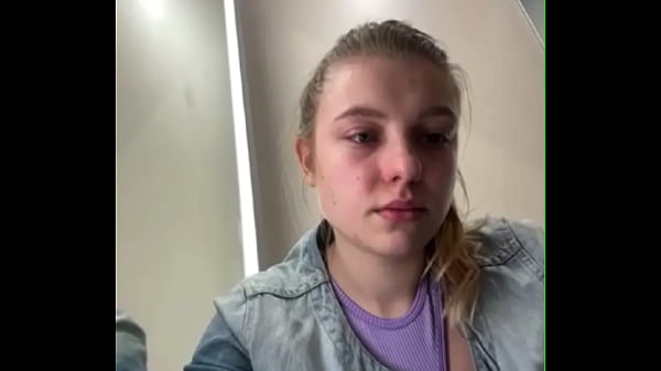 Hot Masturbate In The Fitting Room thumbnail