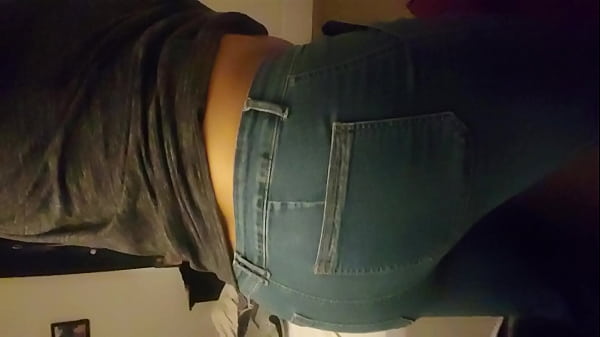 Round Bubble Ass thumbnail