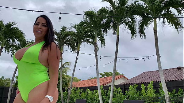 Big Titty Step-mom Loves To Have A Huge Cock To Suck And Fuck thumbnail