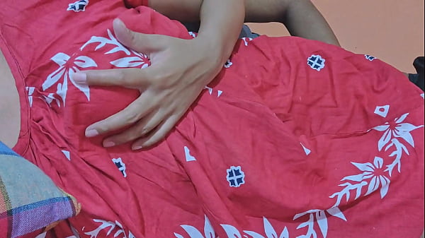 Nonton Horny Wife Gets Sex When Her Husband Is Not At Home thumbnail