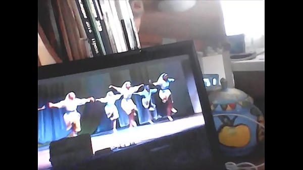 Video Handmade Solo Dancing thumbnail