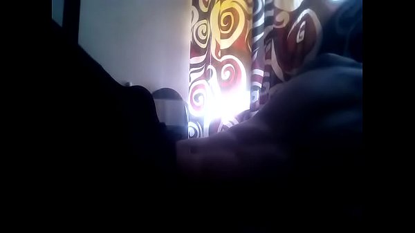 Nonton Masturbandome Mientras Veo Tv thumbnail