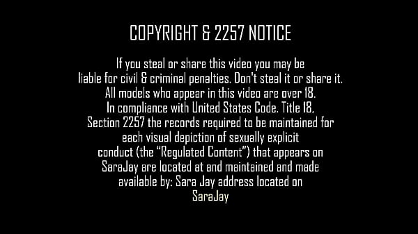 Nonton Virgo Peridot & Sara Jay Shake Their Butts Before Finger & Tongue Fuck thumbnail