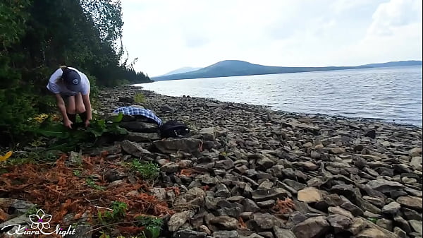 Nonton Big Tits Girl Fingering Pussy - Outdoor thumbnail