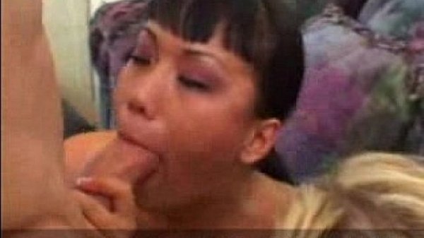 Nonton Avena - Double Blow thumbnail