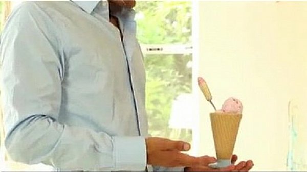 Nonton Madura So&ntilde;ando A Tyler thumbnail