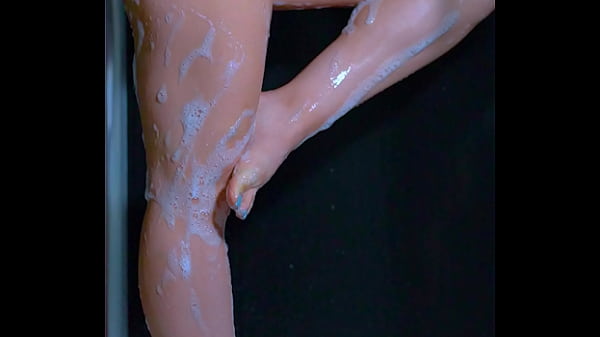 College Babe'_s Soapy Shower: Big Ass Bouncing &amp_ Bubbles