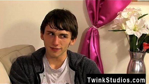 Twink Movie Colby London Has A Sausage Fetish And He's Not Afraid To thumbnail