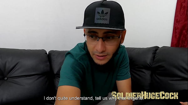 Nonton In A Small But Entertaining Chat With The Milf Roxana Caputo, I End Up Penetrating Her Delicious Ass thumbnail