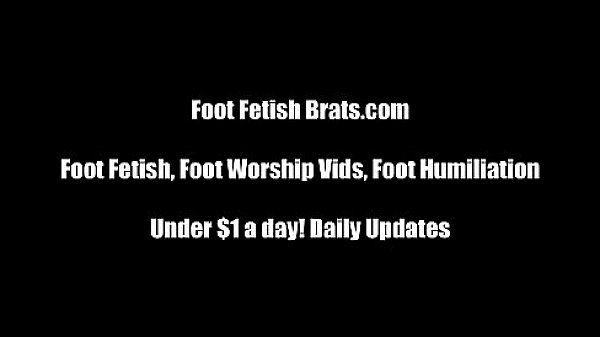 Sexy Girl Girl Foot Worship thumbnail
