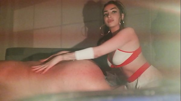 Baiser Ette Neylak Gros Seins Beurette Suce thumbnail