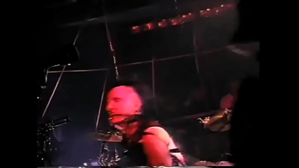 Head Like A Hole thumbnail